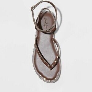Universal Thread Sandal Women's Nikki Studded Thong Shoe Brown New Size 11
